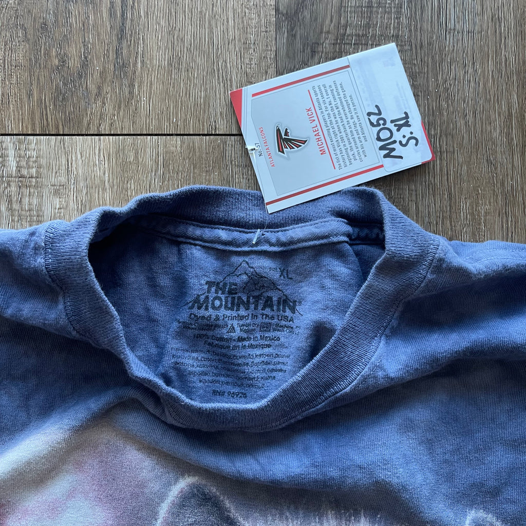Wolf Tee